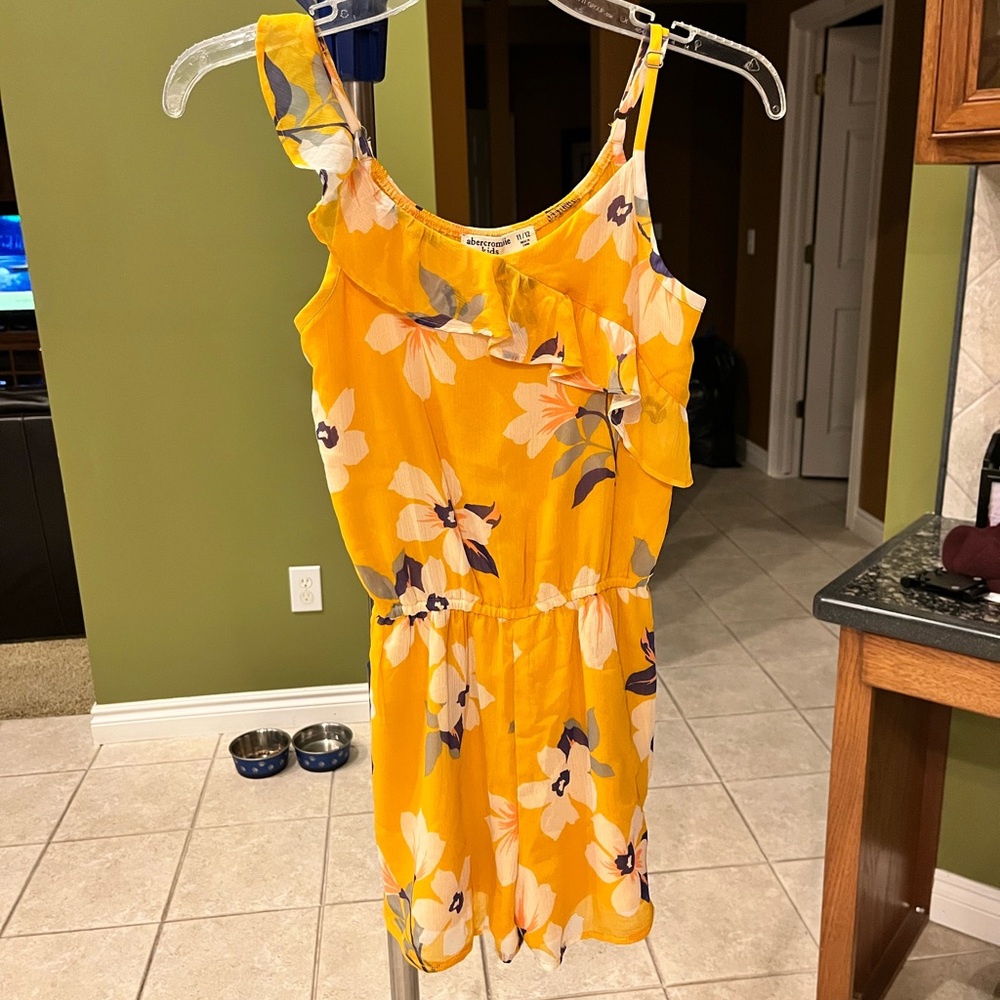 Girls romper size 11/12